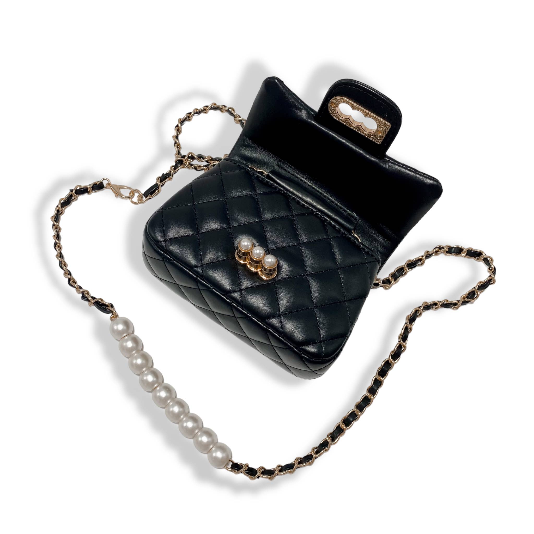 Pearl Closure Quilted Purse Pink B1336