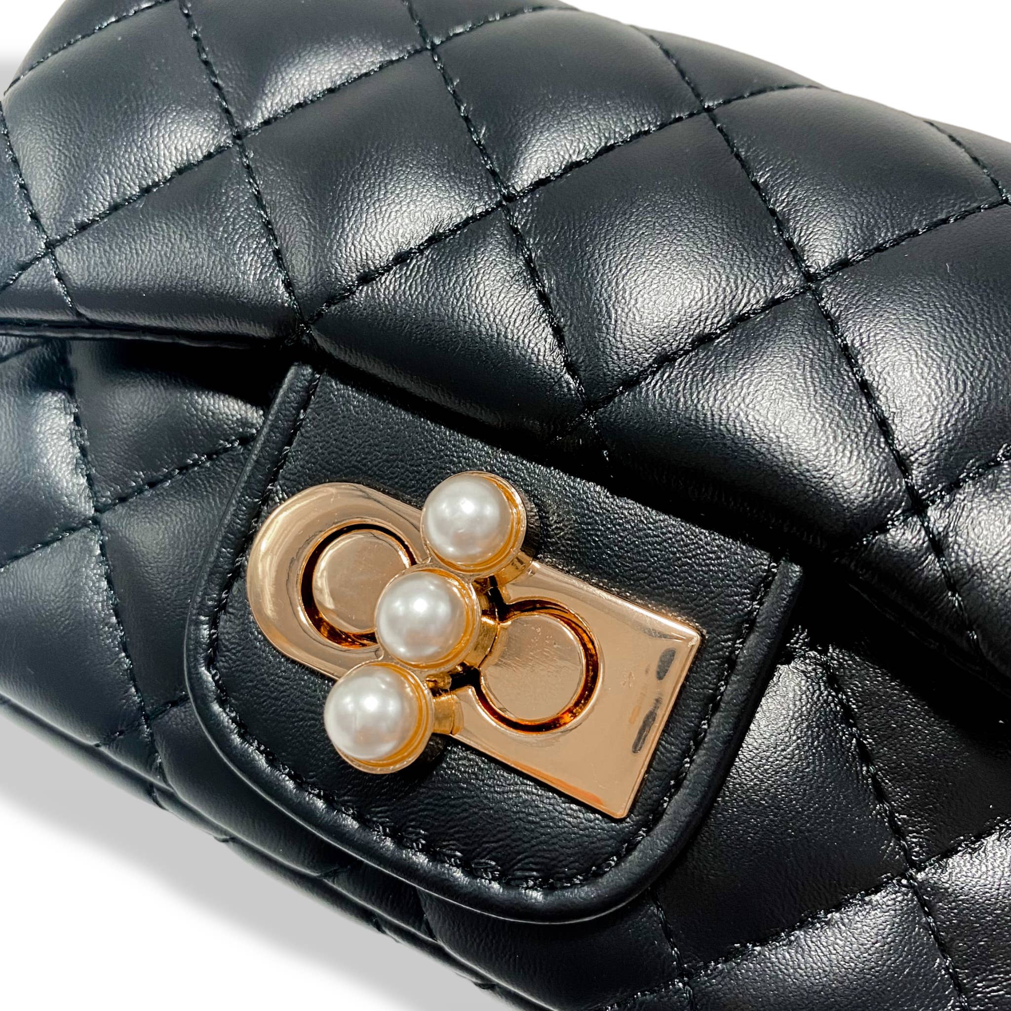 Pearl Closure Quilted Purse Pink B1336